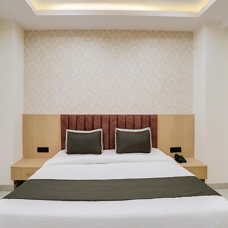 Townhouse Magnolia Corporate Stays Gurgaon Esterno foto