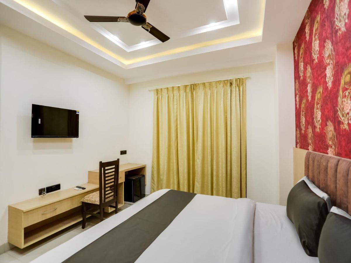 Townhouse Magnolia Corporate Stays Gurgaon Esterno foto