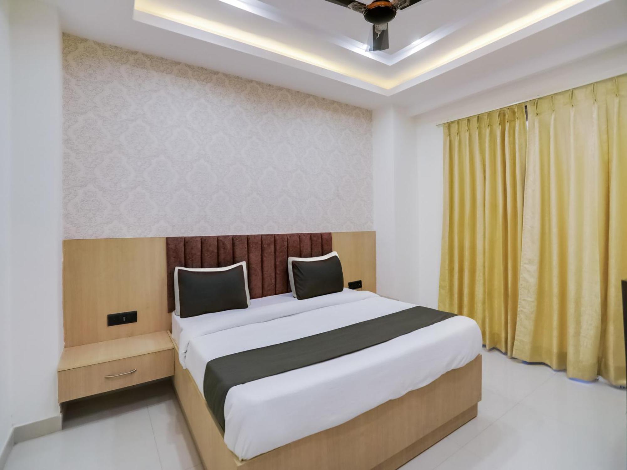 Townhouse Magnolia Corporate Stays Gurgaon Esterno foto